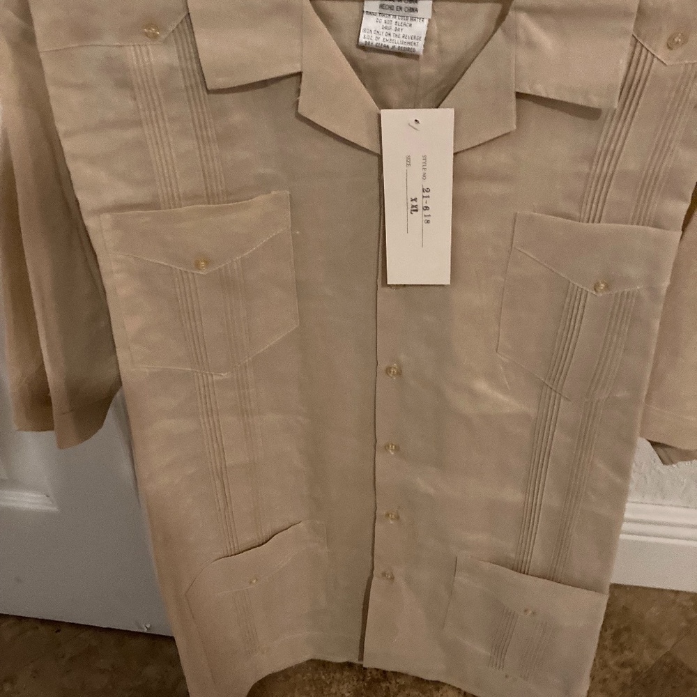 Mens Linen 100% Guayabera shirt
